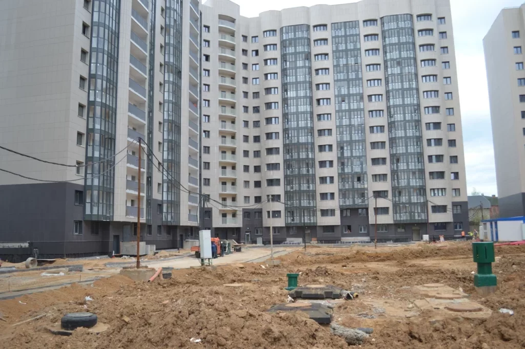 Начато бетонирование проездов в проблемном ЖК «Марушкино»